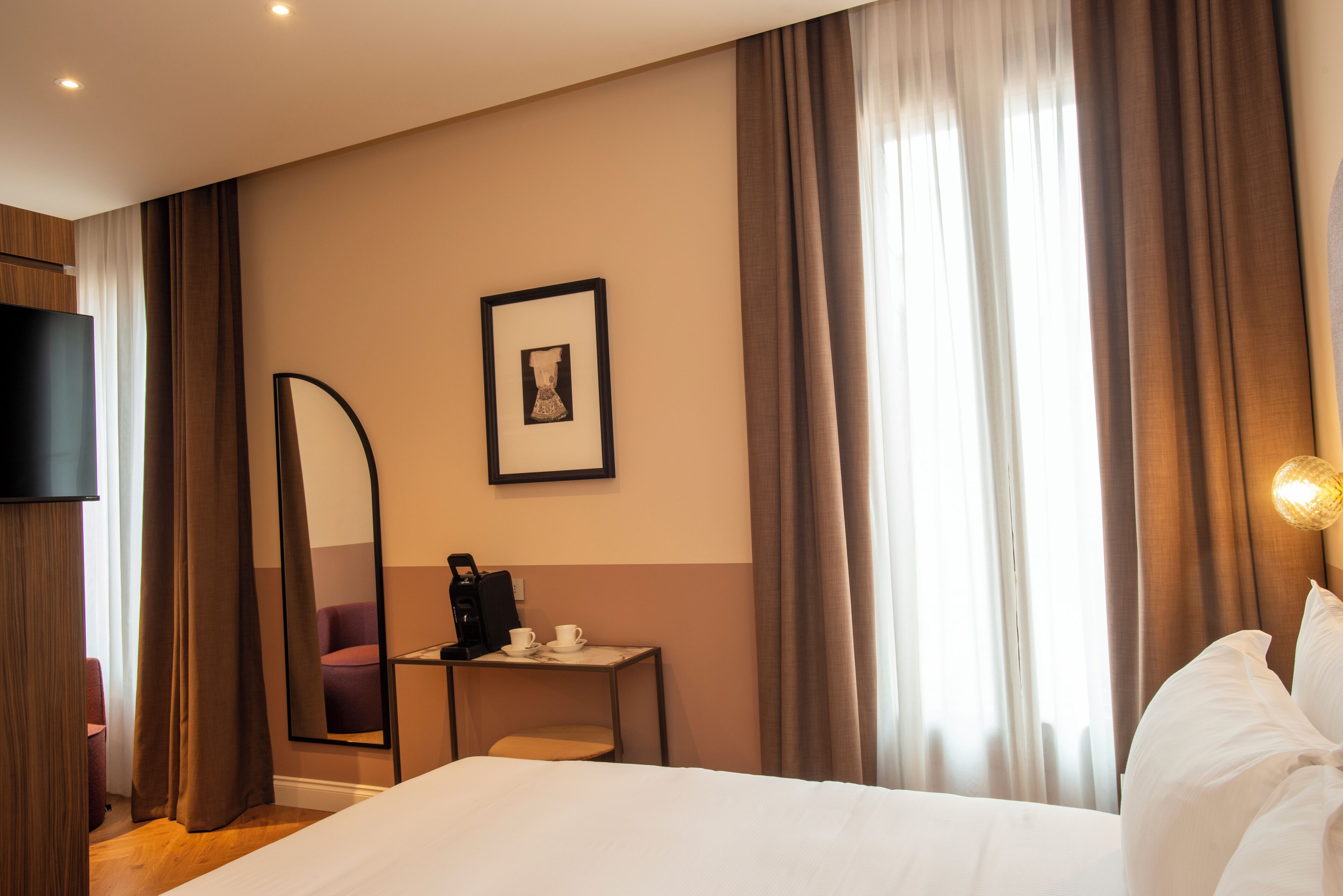 Deluxe Double Room, Canal View