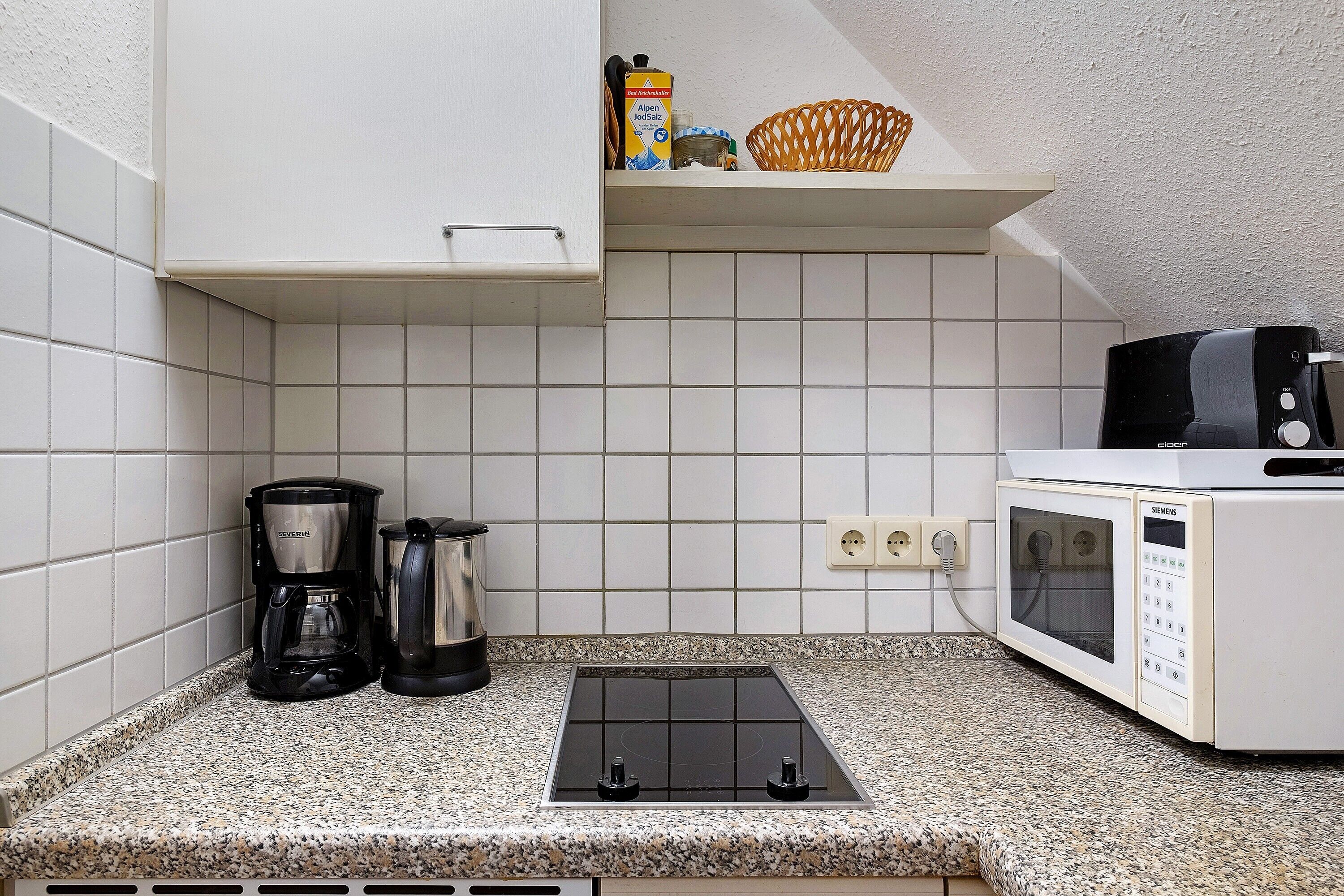 Kühlschrank, Herdplatte, Geschirrspüler