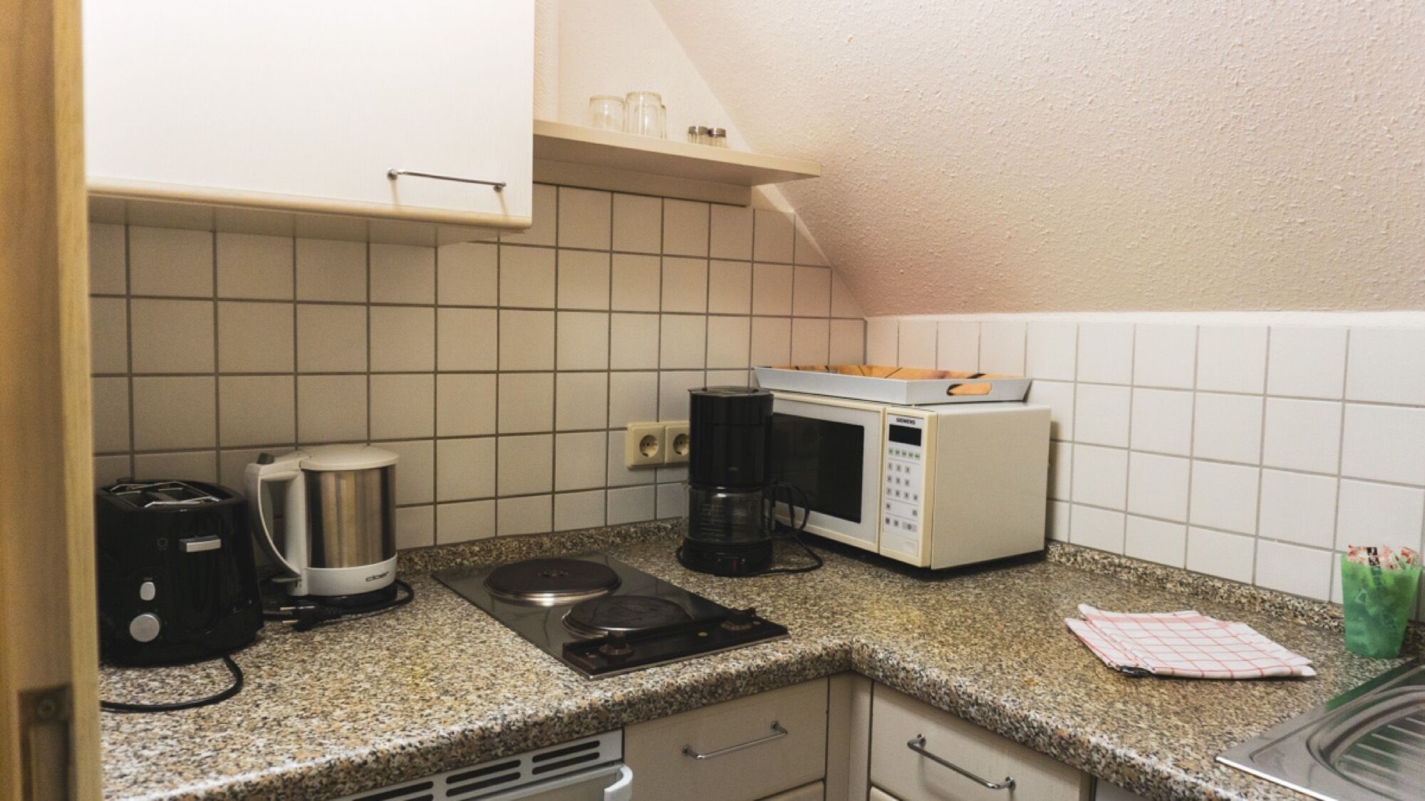 Kühlschrank, Herdplatte, Geschirrspüler