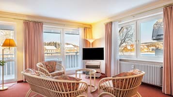 TV, video games, stereo