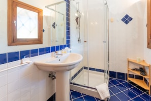 Apartamento, 1 quarto, sacada | Banheiro