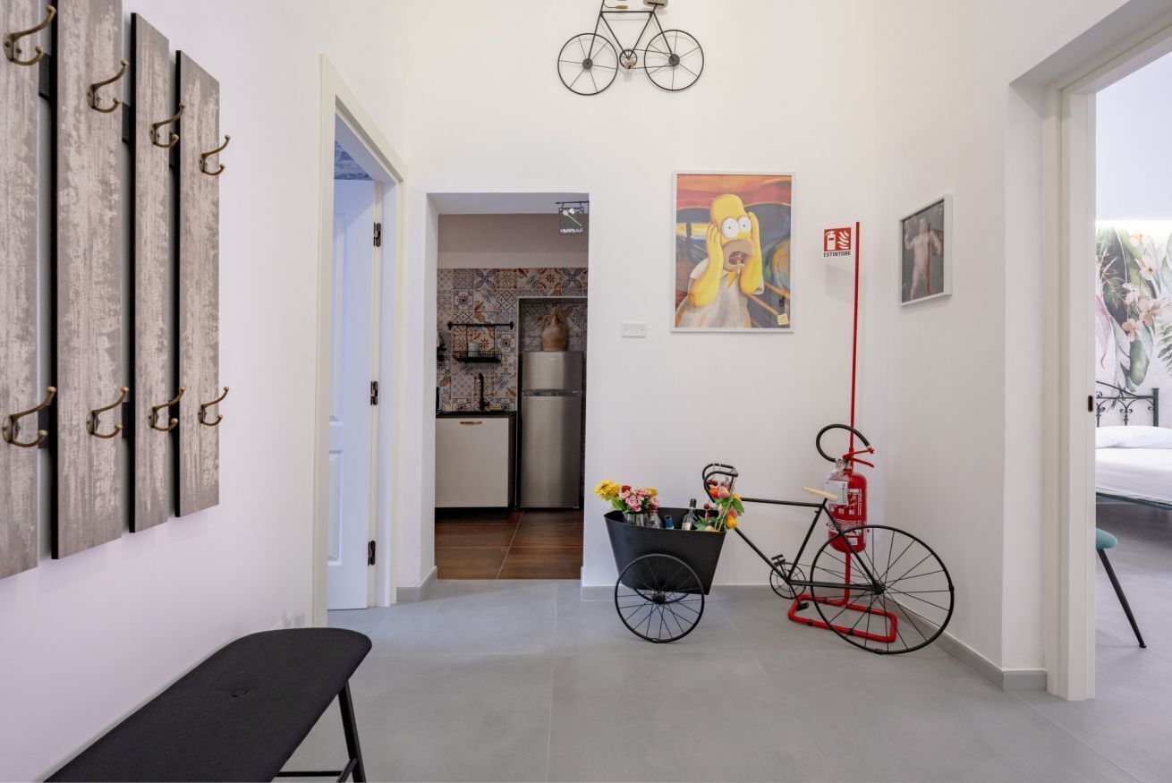 2 chambres, fer et planche à repasser