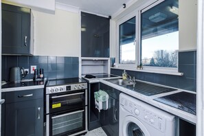 Private kitchen - Modern 1 Bed - Close to City Centre (Manchester)