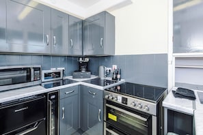 Private kitchenette - Modern 1 Bed - Close to City Centre (Manchester)