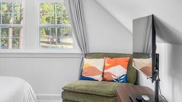 Bügeleisen/Bügelbrett, WLAN, Bettwäsche