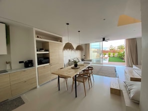 TV - Modern duplex with sea view and heated pool - CASA DAMAR (Corralejo)