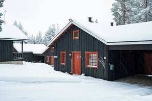 Exterior - Alpine Cottage by Aavalevi (Levi)