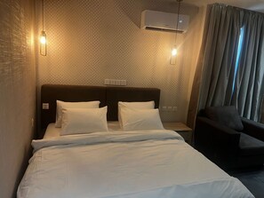 Superior Suite, Pool View | Desk, free WiFi - Atlanticblu Hotels & Resorts (Abuja)
