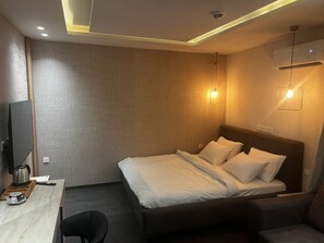 Työpöytä, ilmainen Wi-Fi