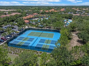 Sports court - Amazing pool home in Solterra, close to clubhouse, lazy river, no rear neighbors (Davenport)