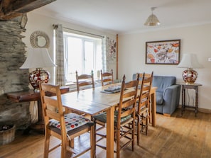 Cottage | Interior - Glanyrafon Smithy (Llandysul)