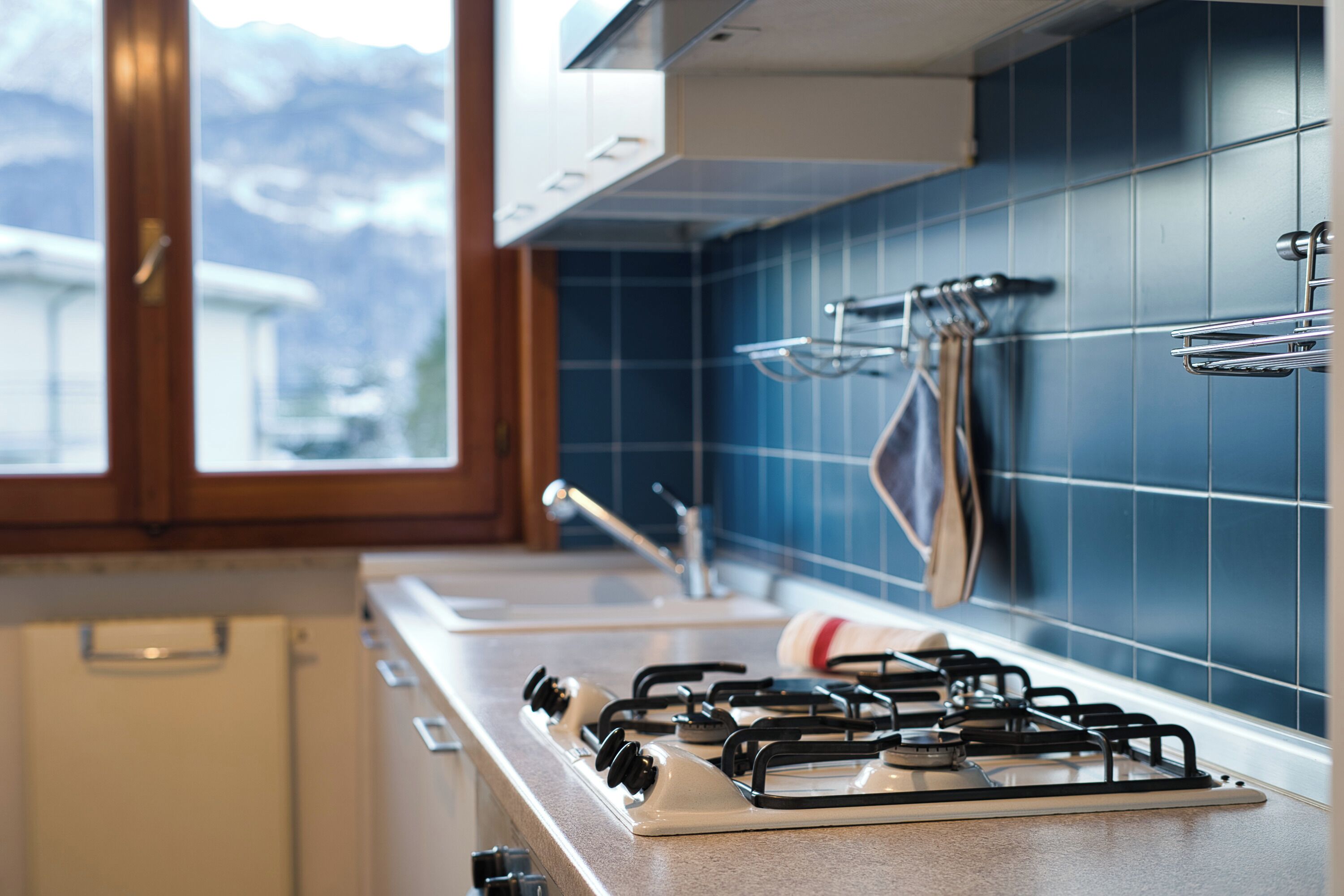 Réfrigérateur, four, plaque de cuisson, lave-vaisselle