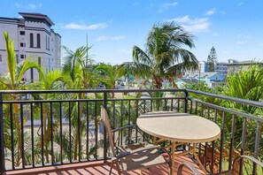 Condo, Multiple Beds (Madeira Bay Resort II - 314) | Outdoor dining - Madeira Bay Resort II - 314 (Madeira Beach)