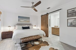 4 bedrooms, free WiFi, bed sheets - Harbour Oaks 413, newly renovated sleeps 8 (St Simons Island)