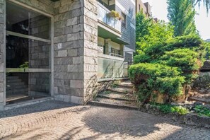 Exterior detail - MK - Apartment Soderini (Milano)