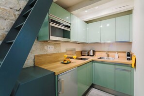 Interior - Charming Studio Near Madeleine (Paris)