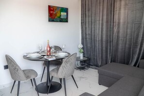 Interior - Apartment 'Deluxe' with Sea View, Wi-Fi and Air Conditioning (Ρόδος)