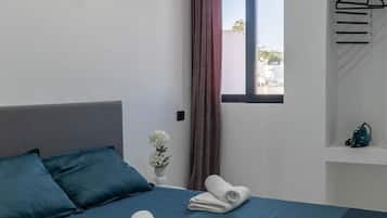 Strykjärn/strykbräda, wi-fi och sängkläder