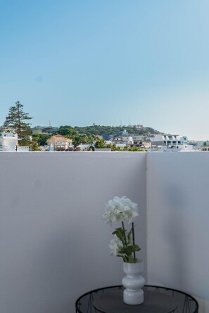Property grounds - Apartment 'Superior' with Sea View, Wi-Fi and Air Conditioning (Ρόδος)