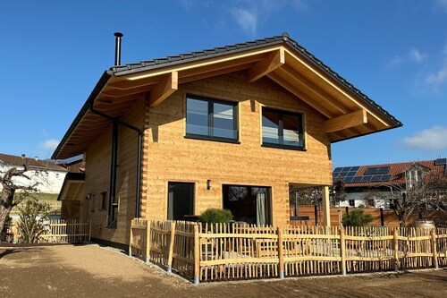 Bayerwald Chalet Liebenstein – 5-Star Chalet with Sauna, Hot Tub, Tranquility & Bavarian Charm