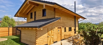 Bayerwald Chalet Liebenstein – 5-Star Chalet with Sauna, Hot Tub, Tranquility & Bavarian Charm