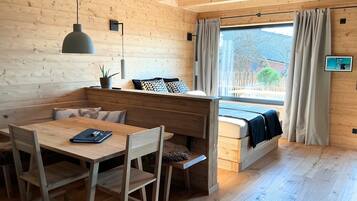 Bügeleisen/Bügelbrett, WLAN, Bettwäsche