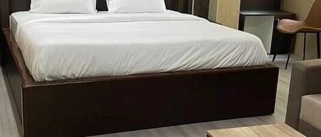 Escritorio y wifi gratis