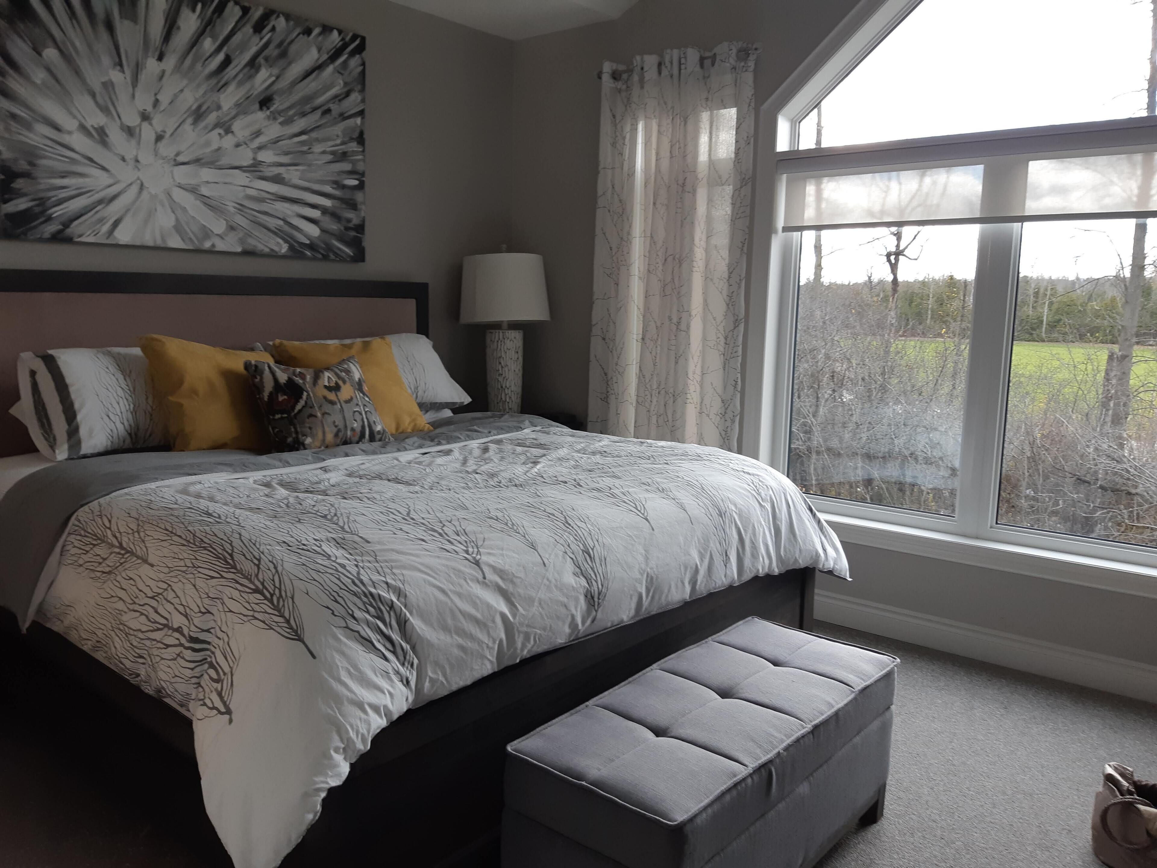 4 多间卧室、熨斗/熨衣板、上网接入、床单