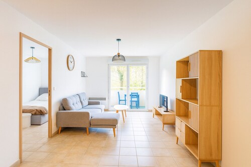 Appartement avec balcon parking Alès centre