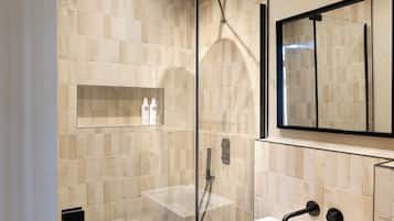 Apartamento, vistas a la ciudad | Baño