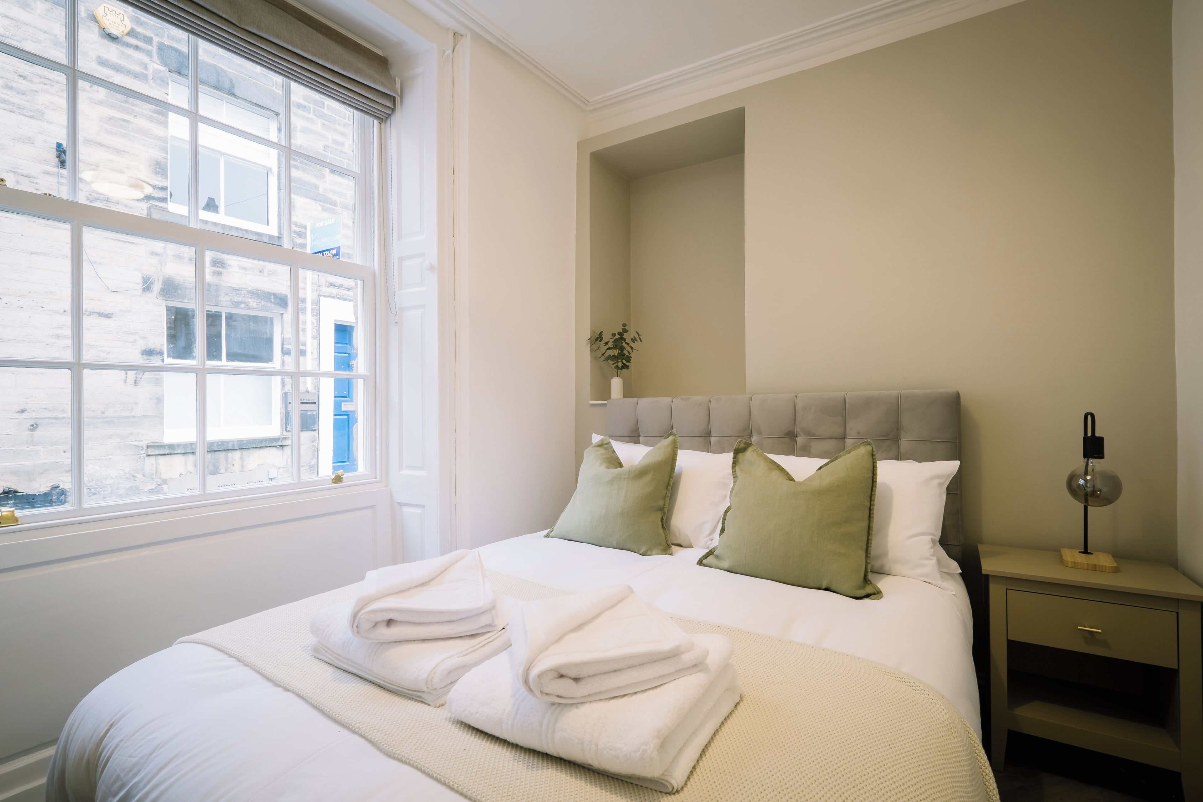 Double Room, 2 Double Beds | Iron/ironing board, free WiFi