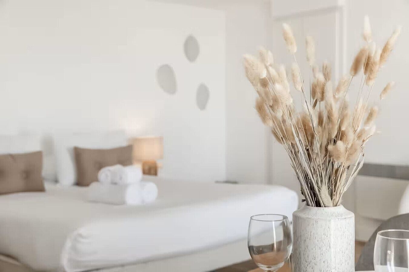 Fer et planche à repasser, draps fournis