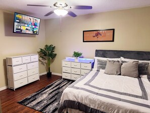 Iron/ironing board, WiFi