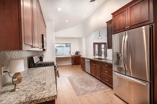 Family Getaway House with Pool & Spa Oasis