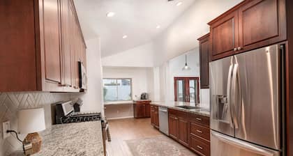 Family Getaway House with Pool & Spa Oasis