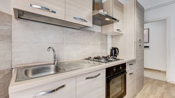 Micro-ondes, plaque de cuisson