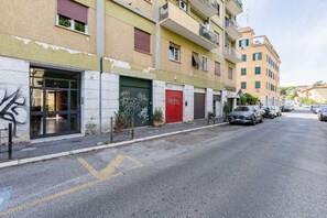 Esterni