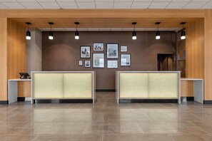 Lobby - Drury Plaza Hotel Tampa Brandon (Tampa)