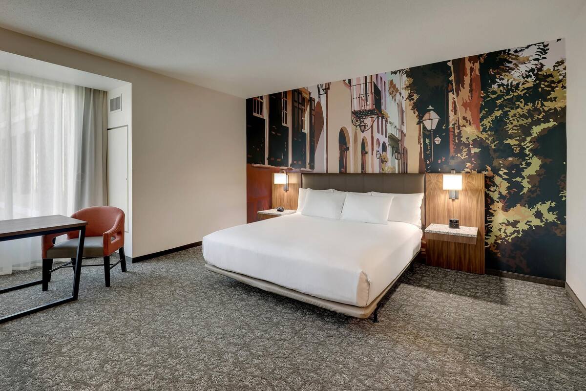 Premium bedding, desk, bed sheets