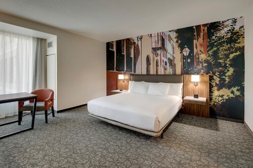 Drury Plaza Hotel Tampa Brandon