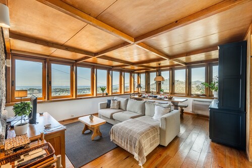 Villa 262 - A Charming Duo of Stone Villas With Spectacular Sea Views