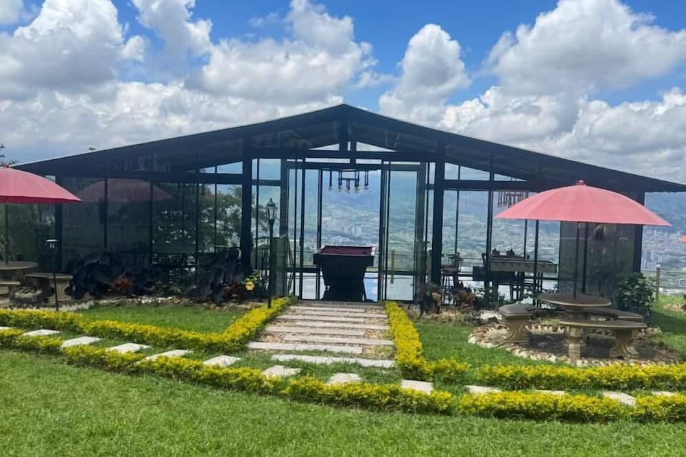 SKYGREEN ECOHOTEL
