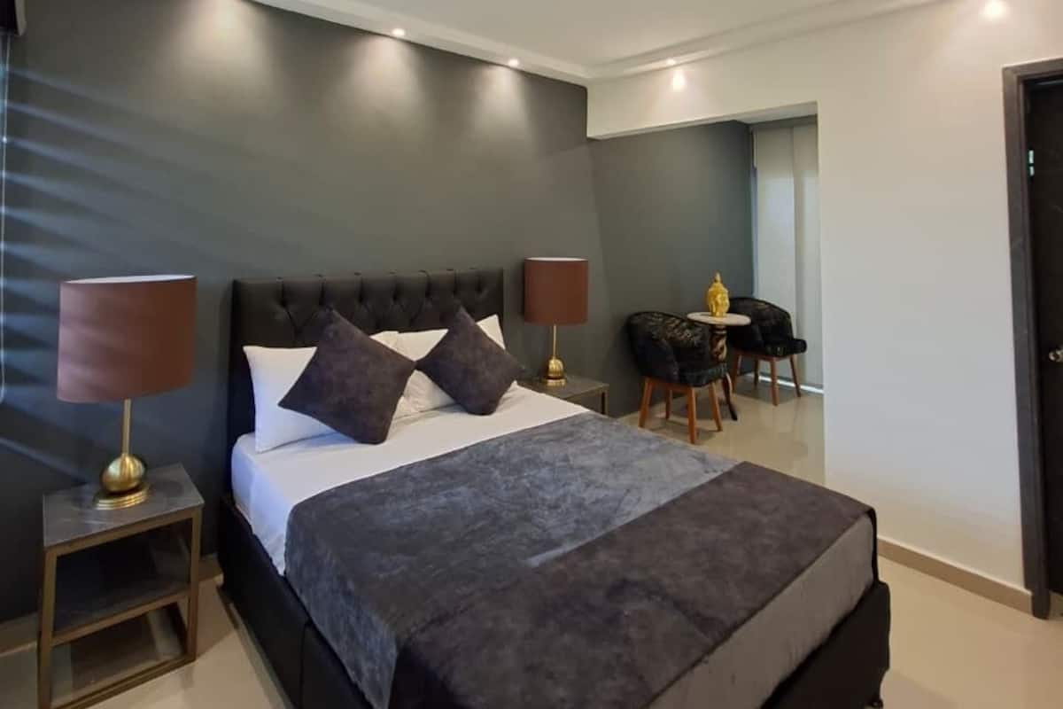 Deluxe Double Room, Multiple Bedrooms, Balcony, City View | Premium bedding, down comforters, Select Comfort beds, blackout drapes