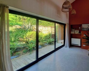 Interior - Les écuries - Sauna, balneotherapy & swimming pool (Saint-Leu-la-Forêt)