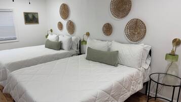 WiFi, bed sheets