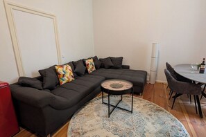Living area - Stylish city apartment (Berlin)