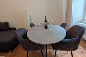 Dining - Stylish city apartment (Berlin)