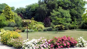 Enceinte de lâhĂ©bergement