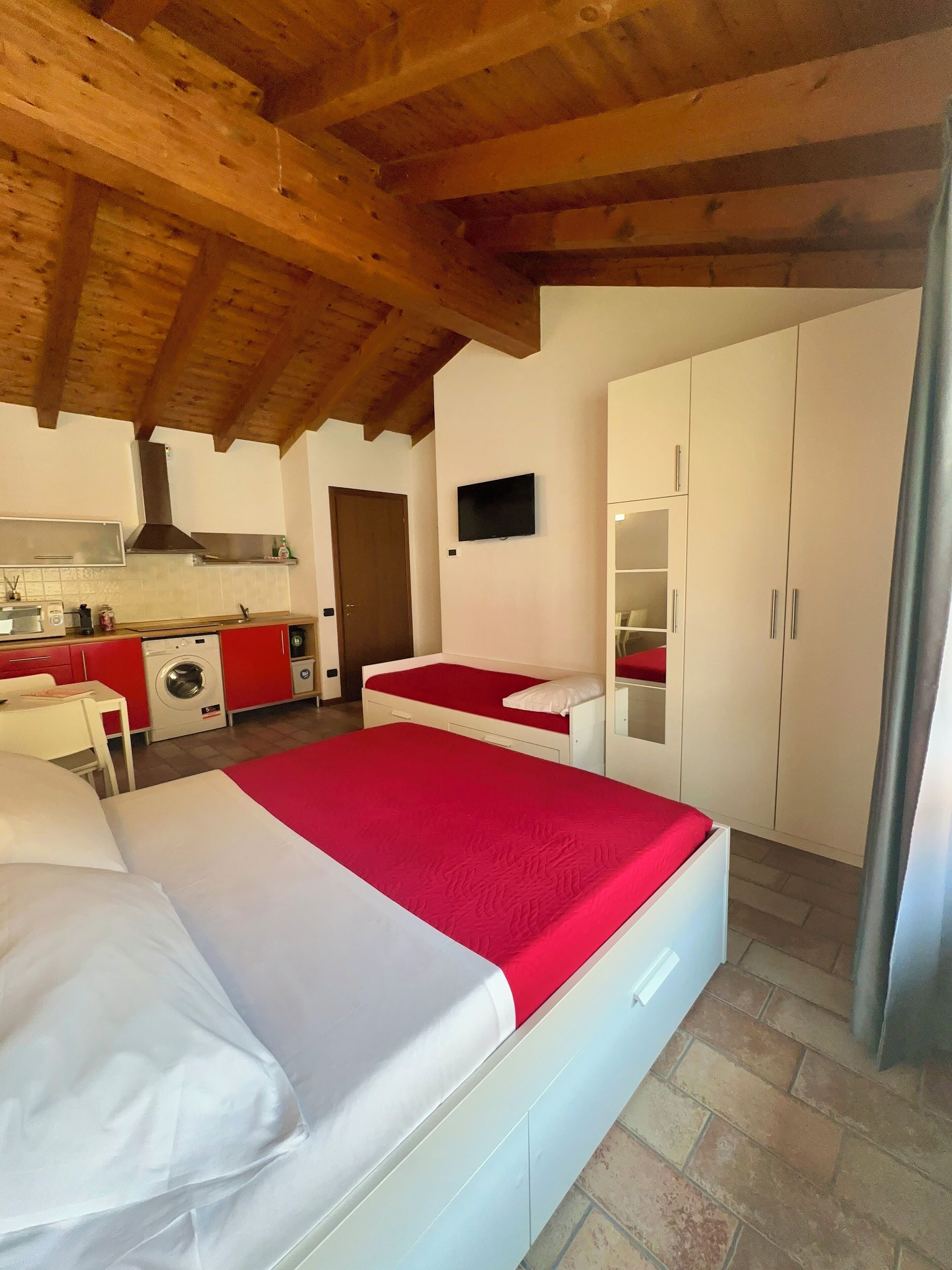 AGRIFOGLIO 21 | Verdunkelungsvorhänge, schallisolierte Zimmer, kostenloses WLAN