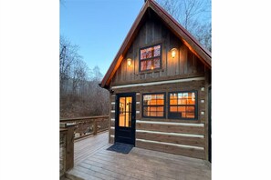 Exterior detail - Tiny Cabin / Creekside / Near Asheville / Cabin#2 (Weaverville)